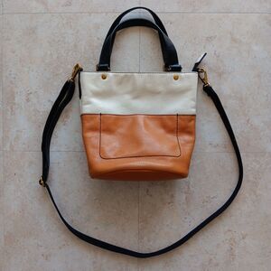 Fossil Amelia Bucket Brass Hardware Two Tone Leather Crossbody Bag